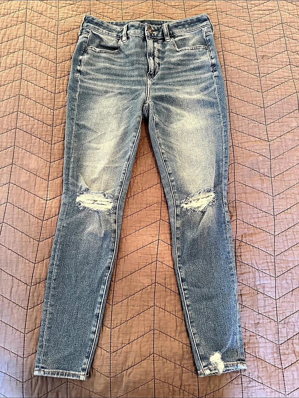 American Eagle High-Waisted Ripped Jegging Blue Jeans Waist 6 short